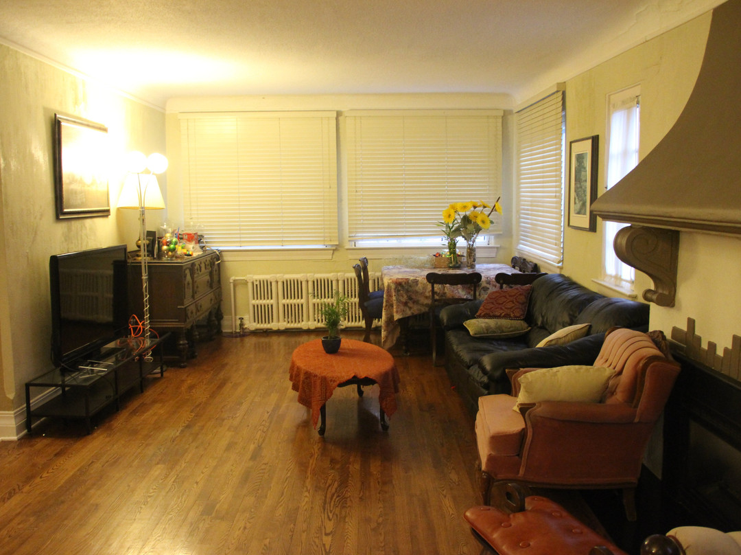 Ambassador B&B主图