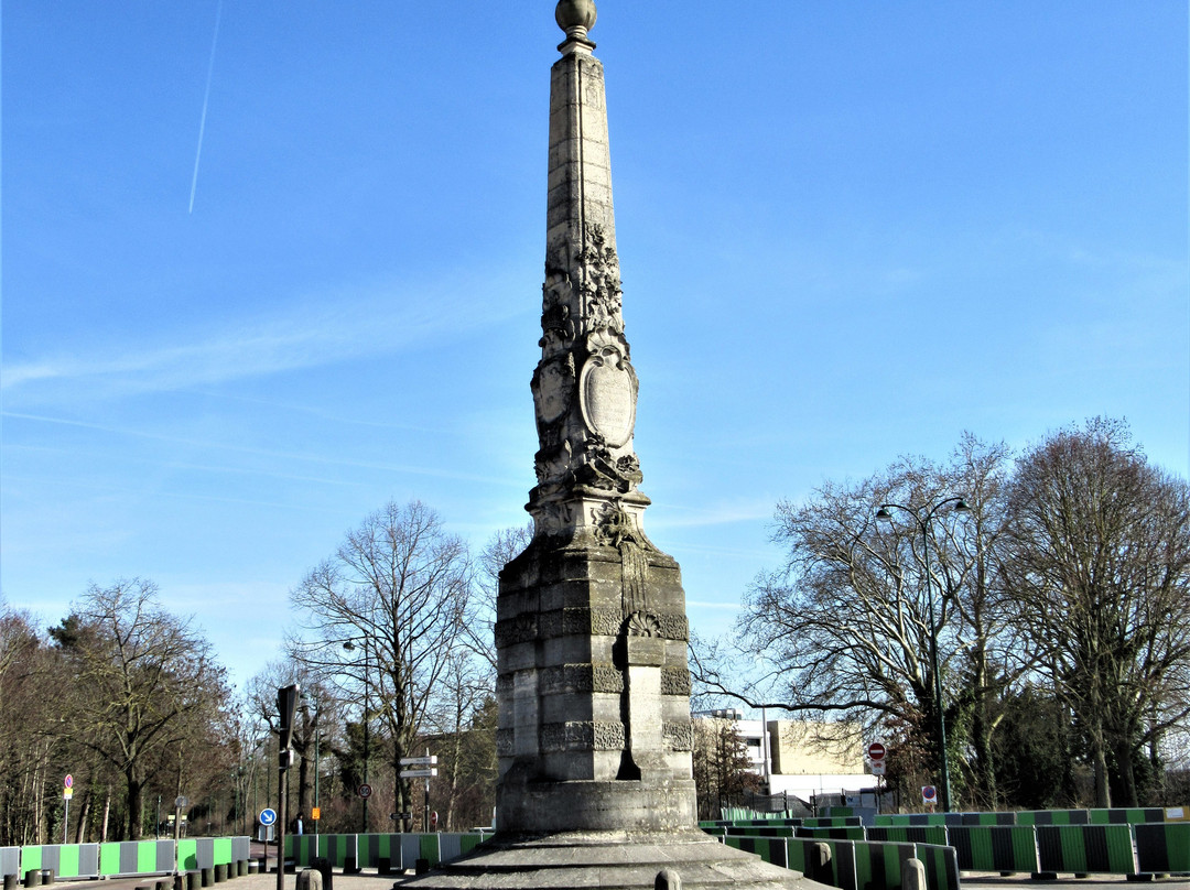 Pyramide du Bois de Vincennes景点图片