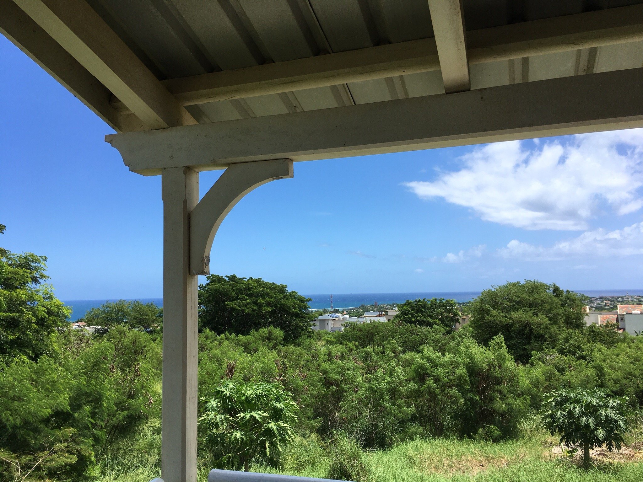 Chez Cozy's-官方