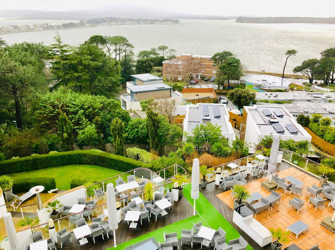 Harbour Heights Hotel主图