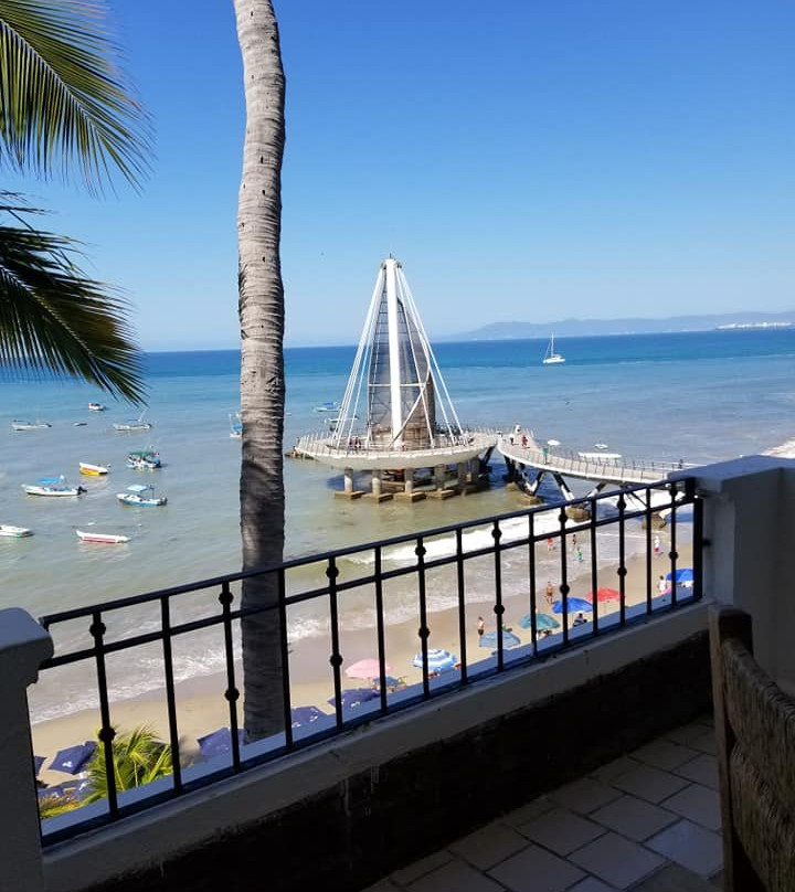 Emperador Beachfront Hotel & Suites主图