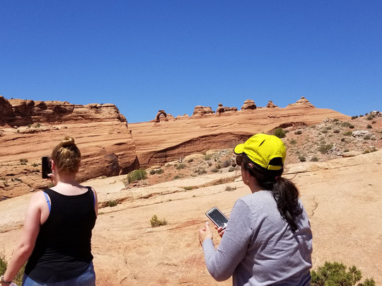 New Way Horizon Travel-希洛必去景点