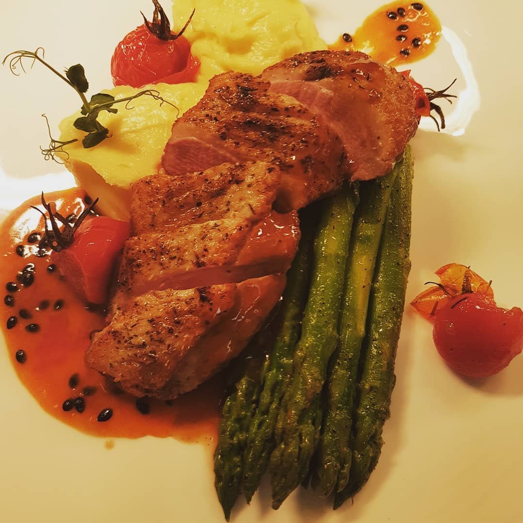Dom Hotel Limburg-餐饮