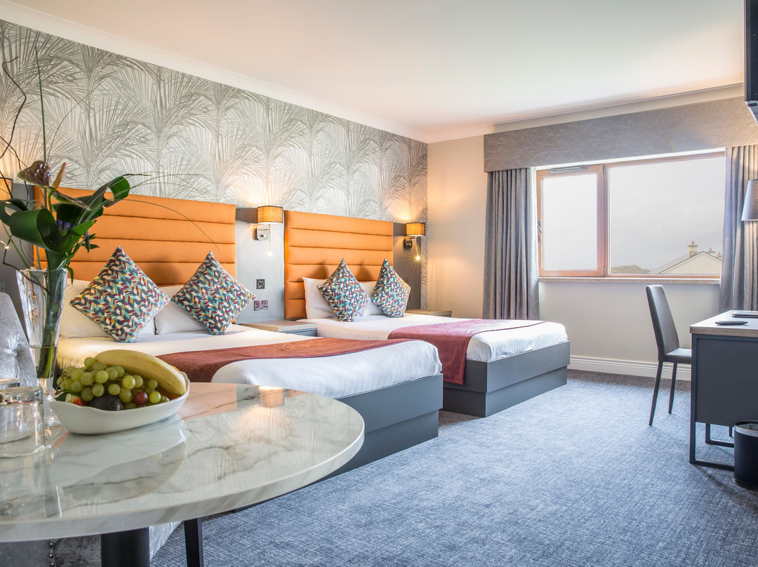 Diamond Coast Hotel主图