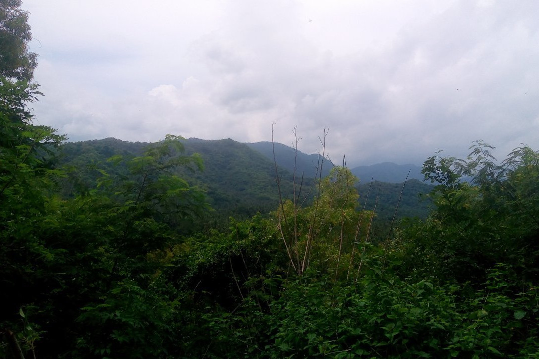 Ceeng Hill景点图片