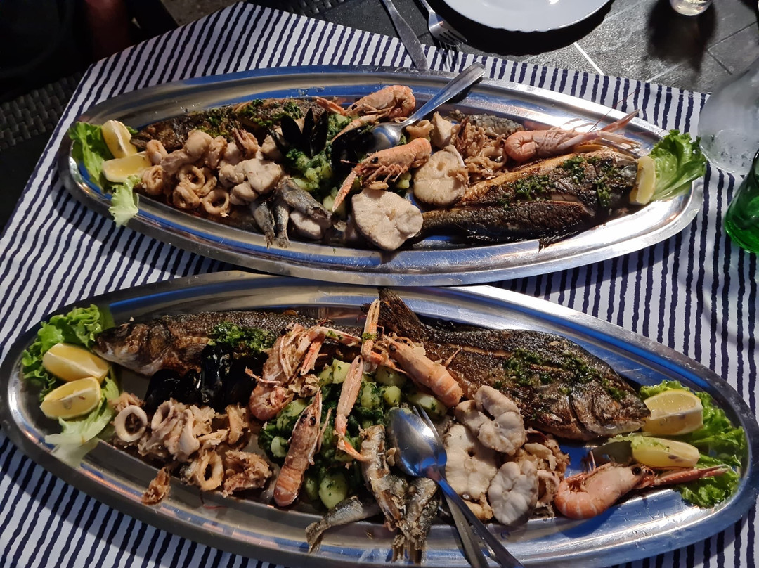 Grill Tonia
