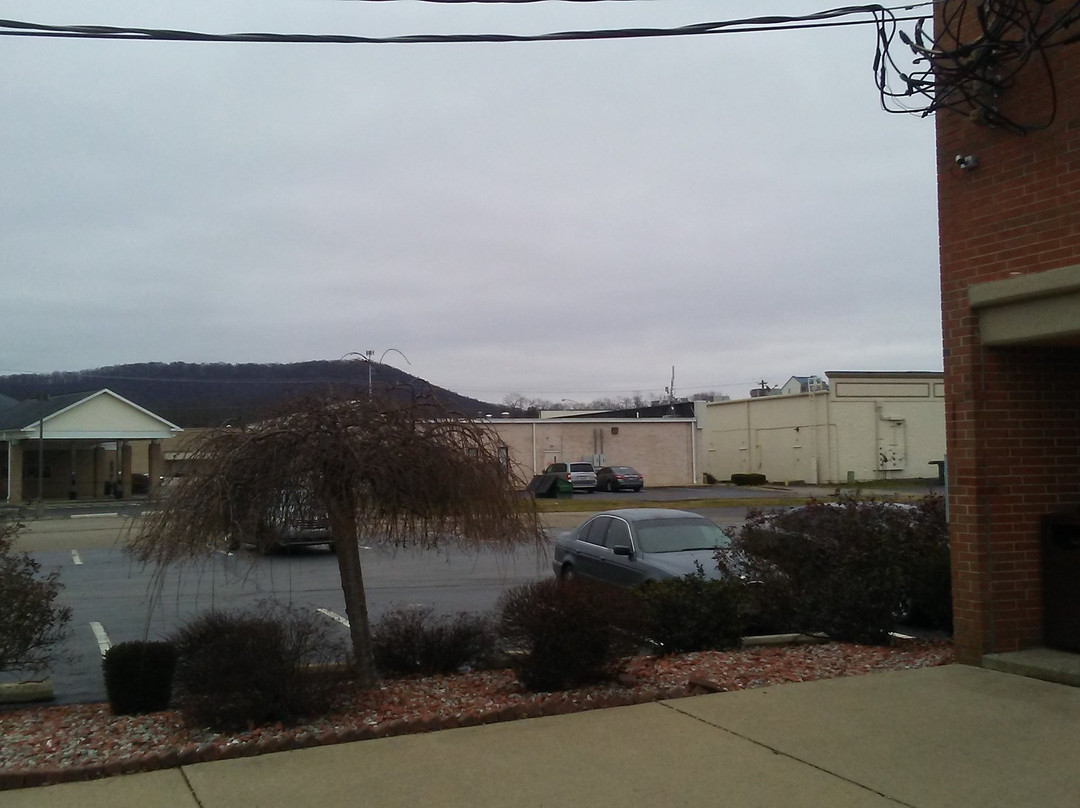 Best Western Adena Inn主图