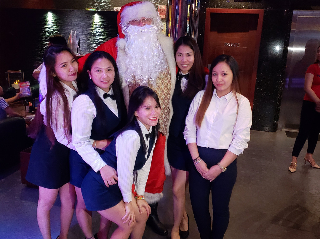 The Living Room-安吉利斯必去景点