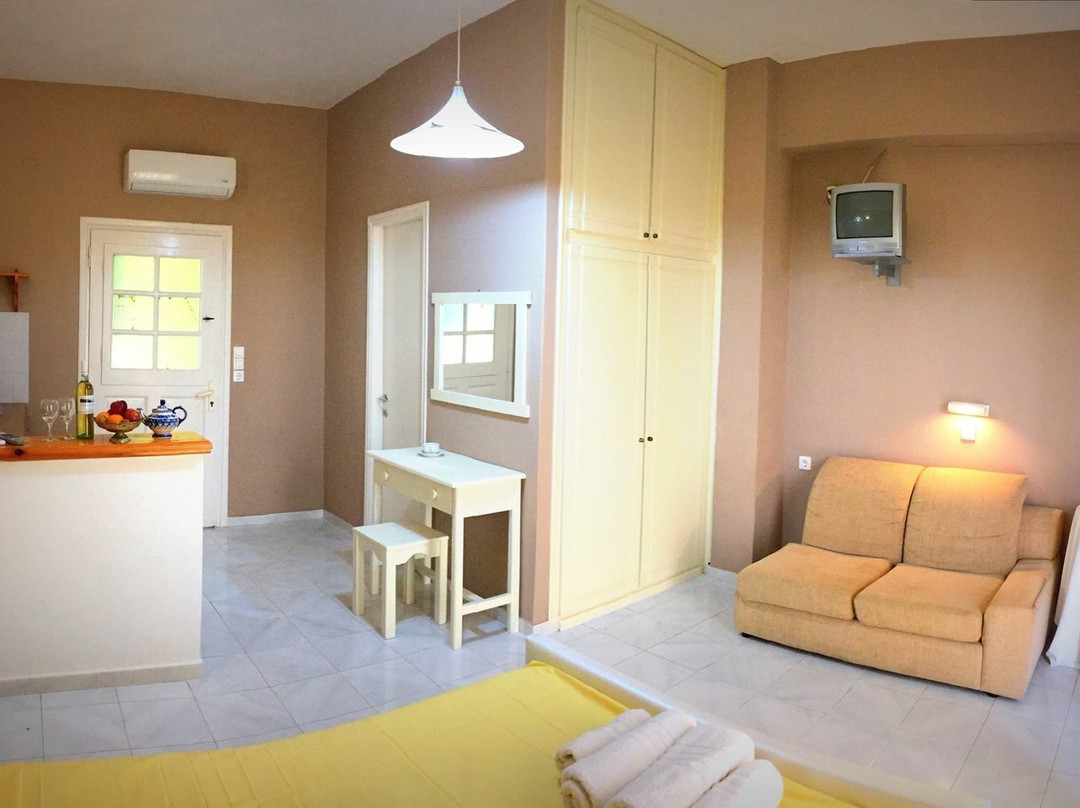 Family Studios Aparthotel主图