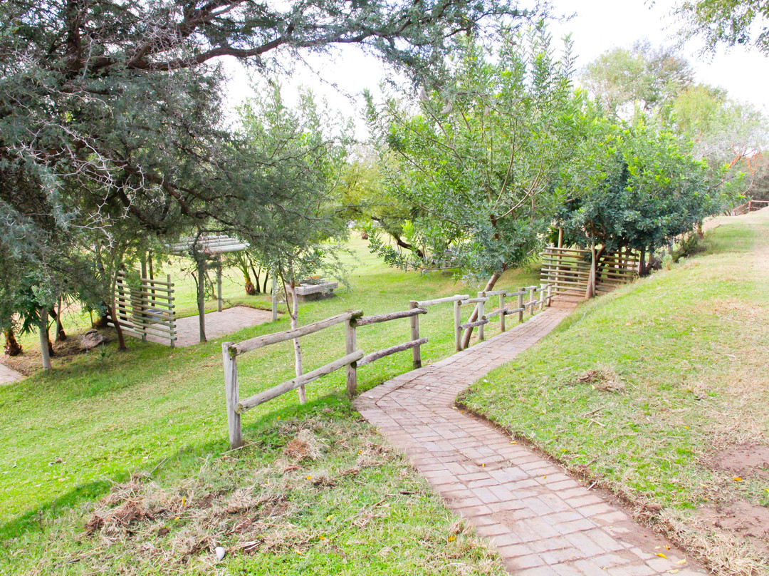 Ikaia River Lodge主图