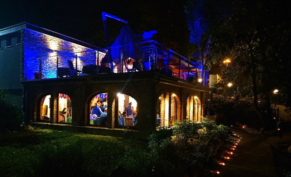 艾尔庞特酒店主图