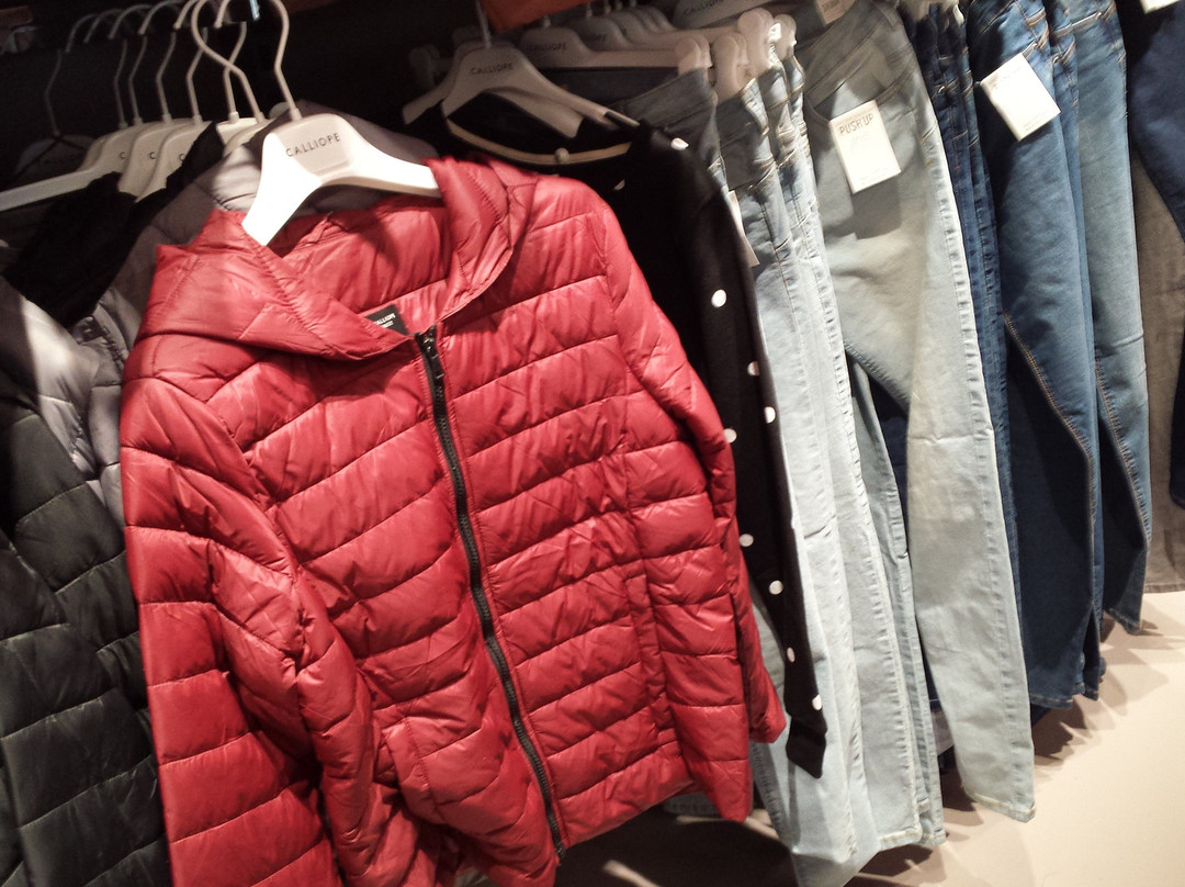 Fashion City Outlet San Giuliano景点图片