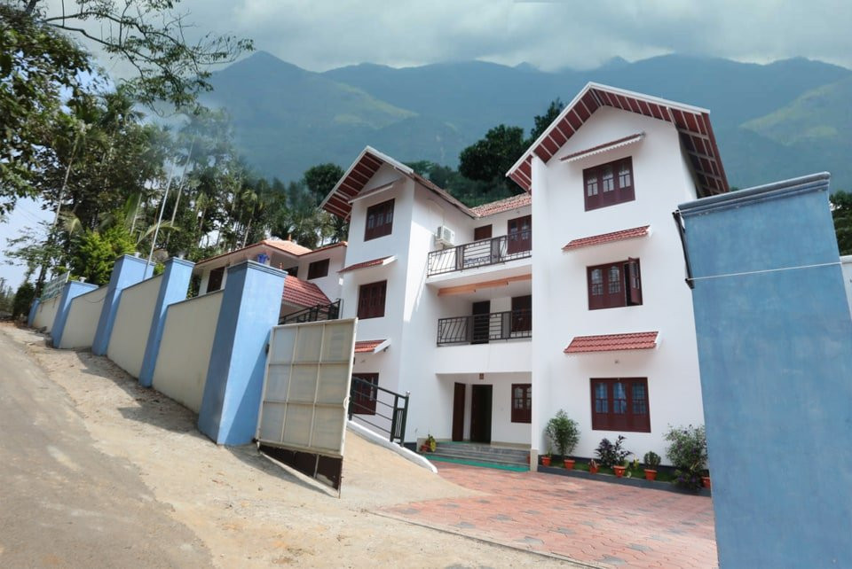 OYO La Flora Resorts主图