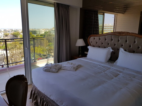 Legacy Gastro suites