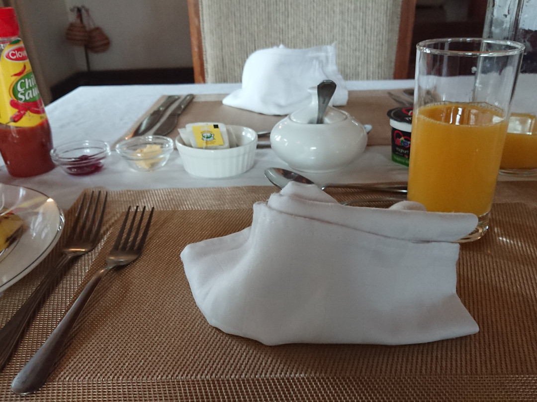 Lavington Hill House主图