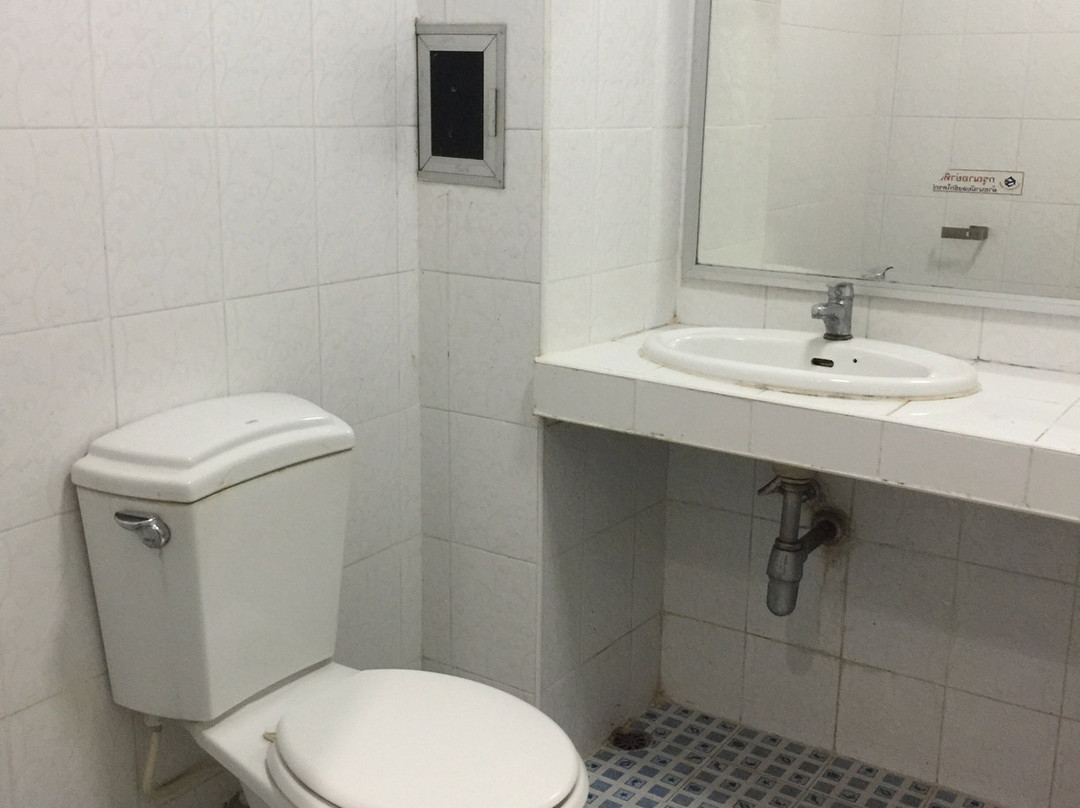 Submukdaphum Place Hotel主图