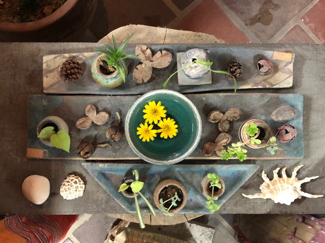 Yomitan Village Traditional Craft Art Center-读谷村必去景点