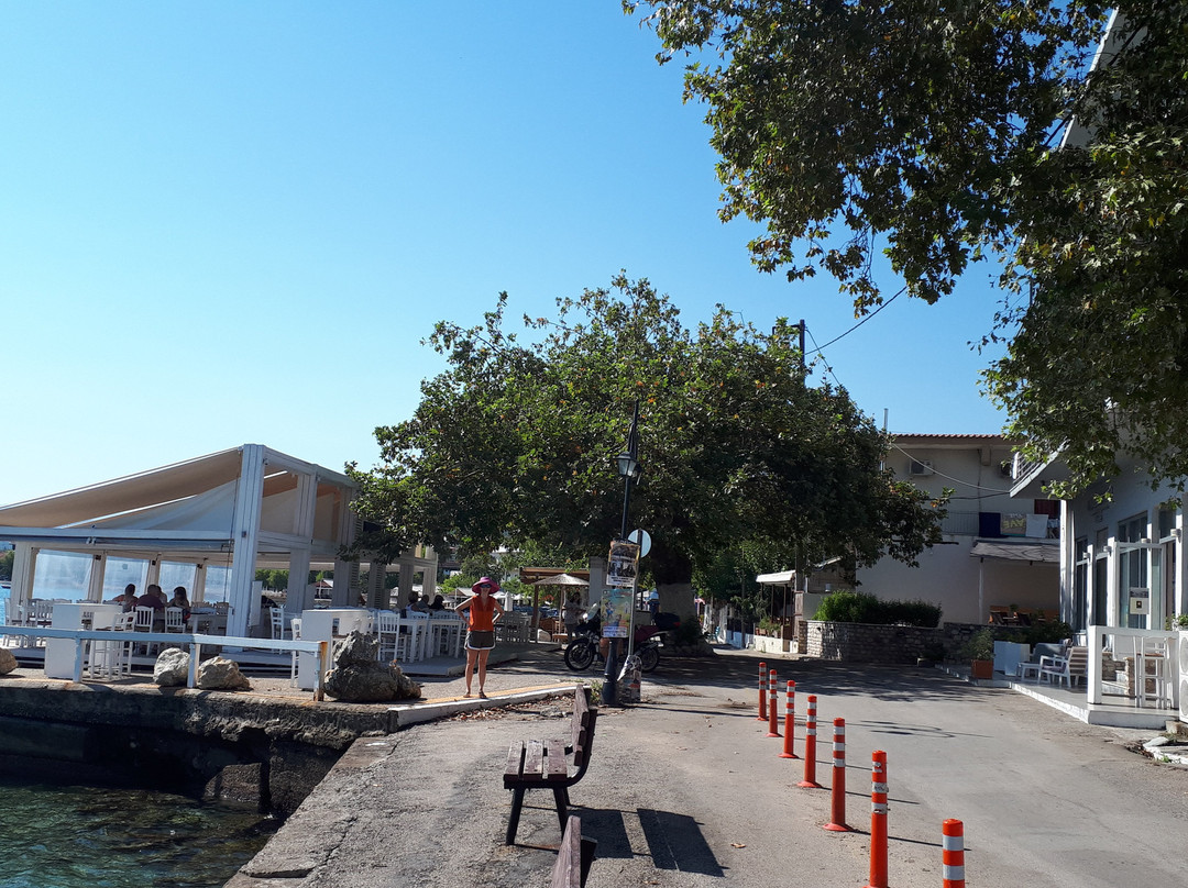 卡尼里海滩酒店主图