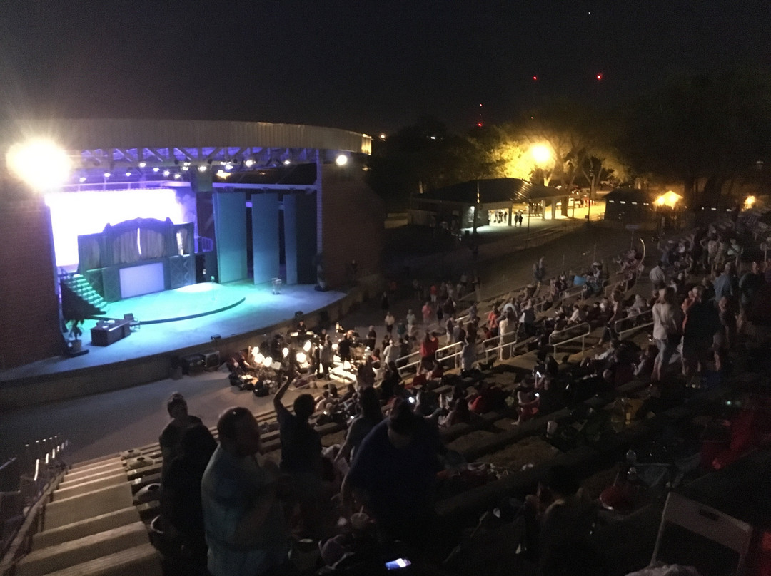 Moonlight Musicals Amphitheatre景点图片