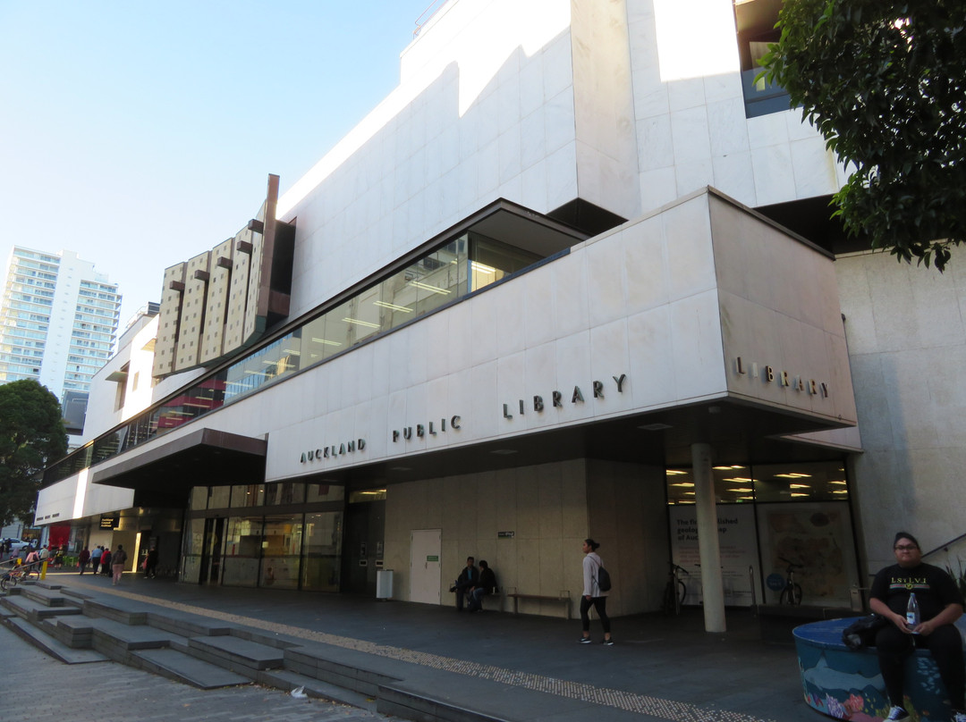 Central City Library景点图片