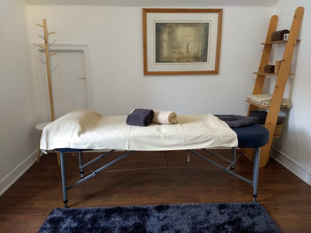 Clinica Feminina de Massagem-埃斯托里尔必去景点