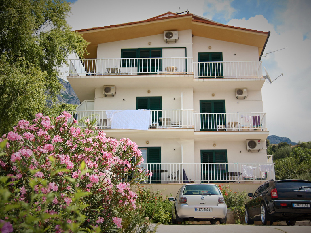 Apartments Villa Slavena