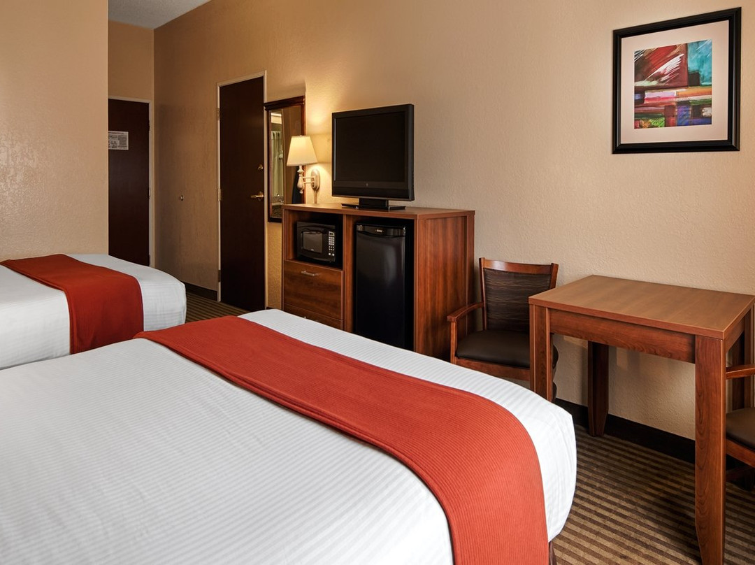 威斯贝斯特韦斯特酒店主图