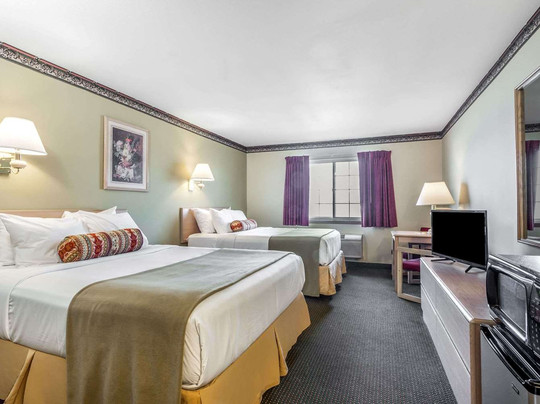 Days Inn & Conference Center By Wyndham Ellensburg主图