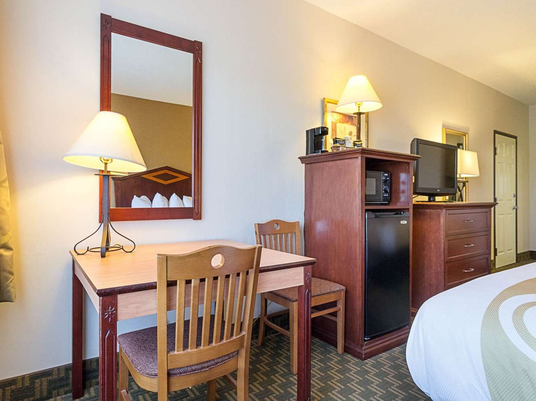 Quality Inn Fairmont主图