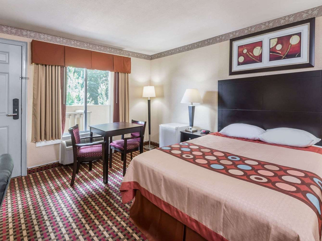 Super 8 by Wyndham Old Saybrook主图