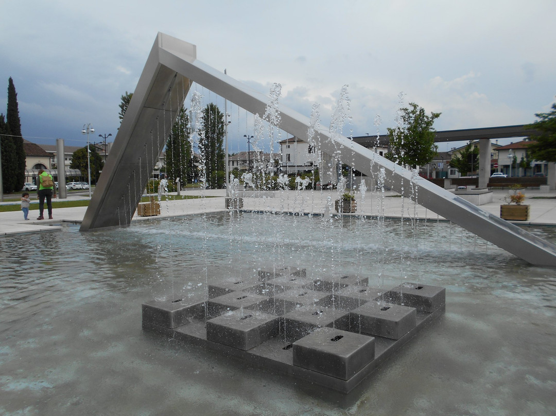 Granze旅游景点-Piazza Europa di Noventa Padovana