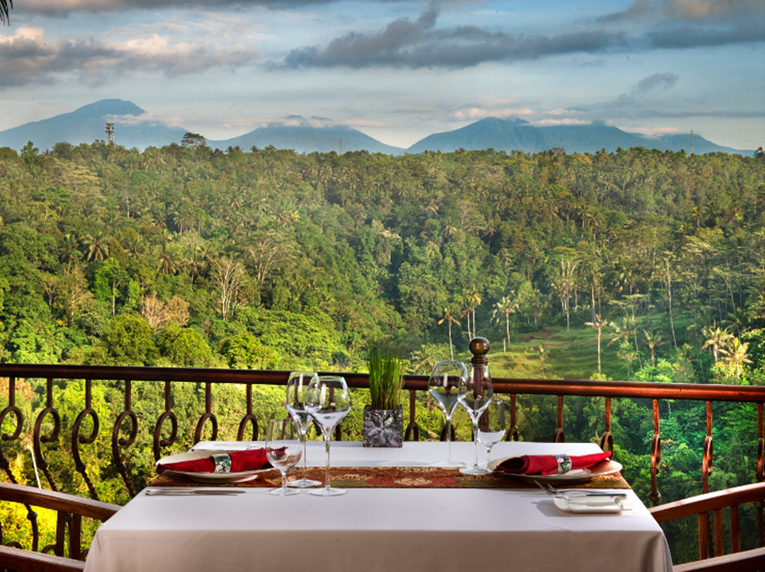 佩艳艮餐馆和美食-The Wijaya Kusuma Fine Dining Restaurant