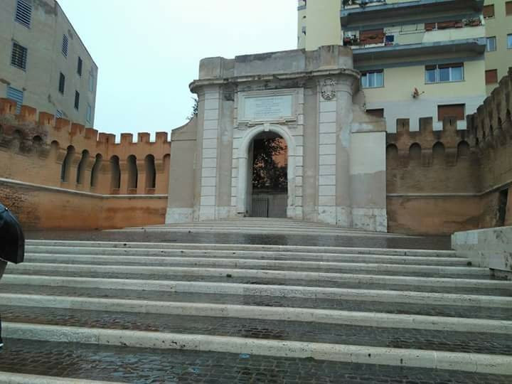 Porta Livorno-奇维塔韦基亚必去景点