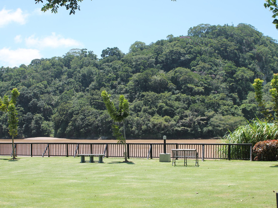 Port St John's River Lodge主图