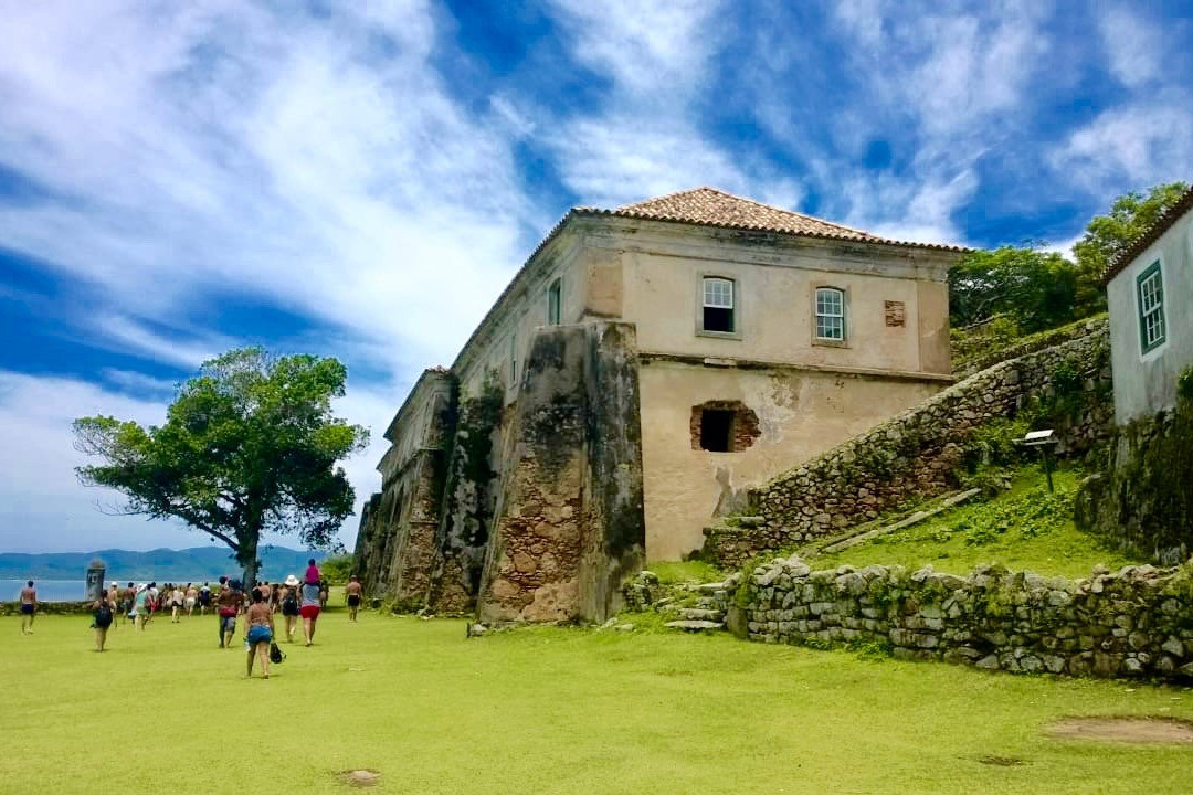 Governador Celso Ramos旅游景点-Santa Cruz de Anhatomirim Fortress