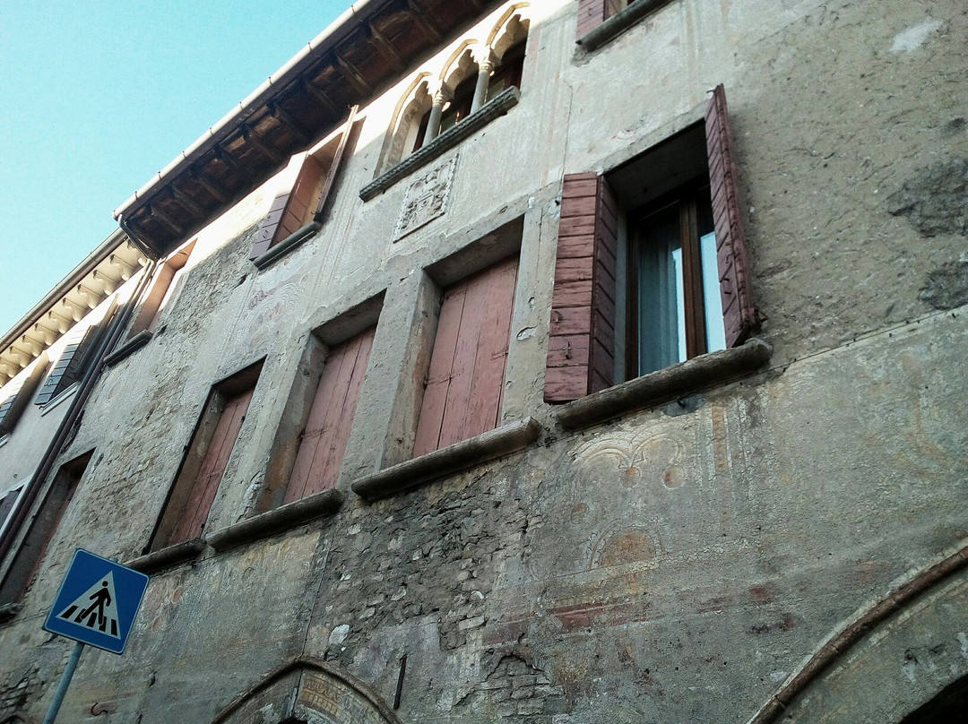 Casa del Re di Cipro-科内利亚诺必去景点