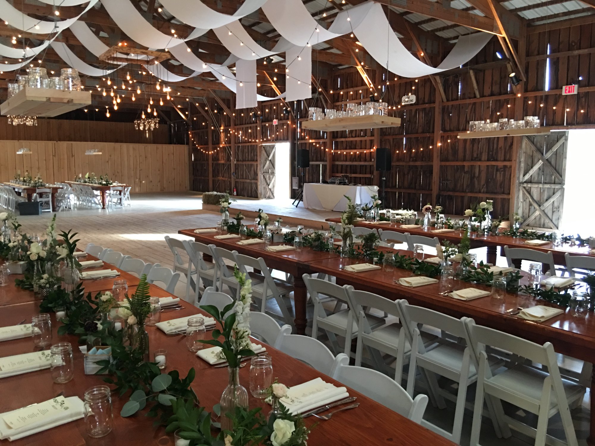 Stone Tavern Farm-官方