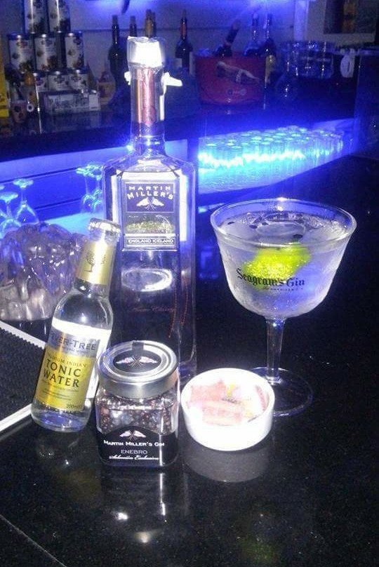 TABU Lounge Bar景点图片