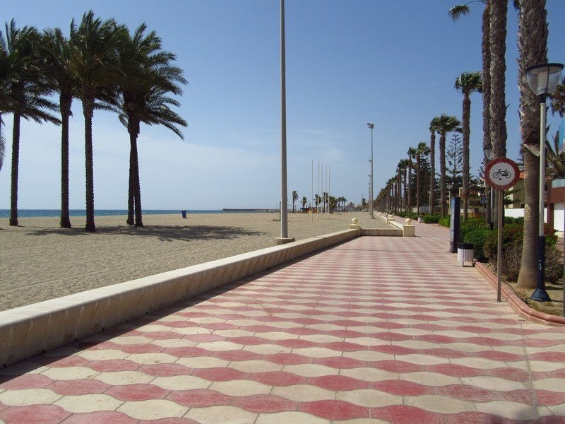 Playa La Romanilla-滨海罗克塔斯必去景点