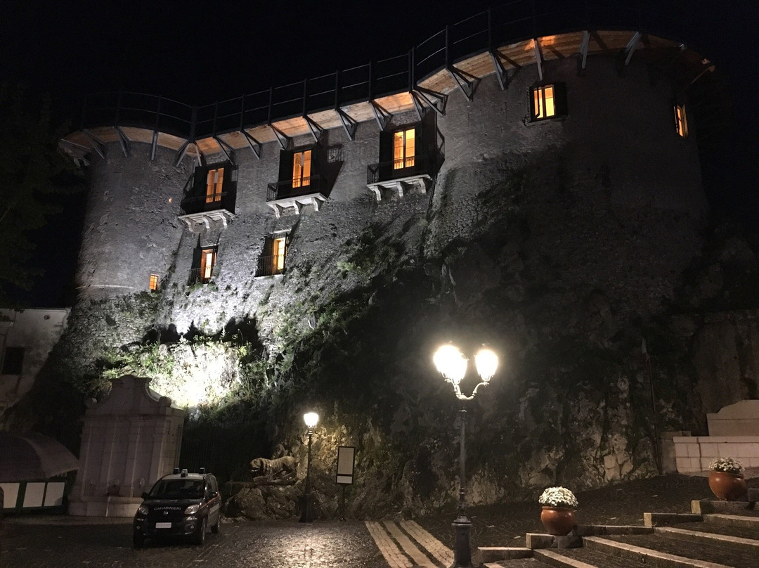 Macchiagodena旅游攻略图片