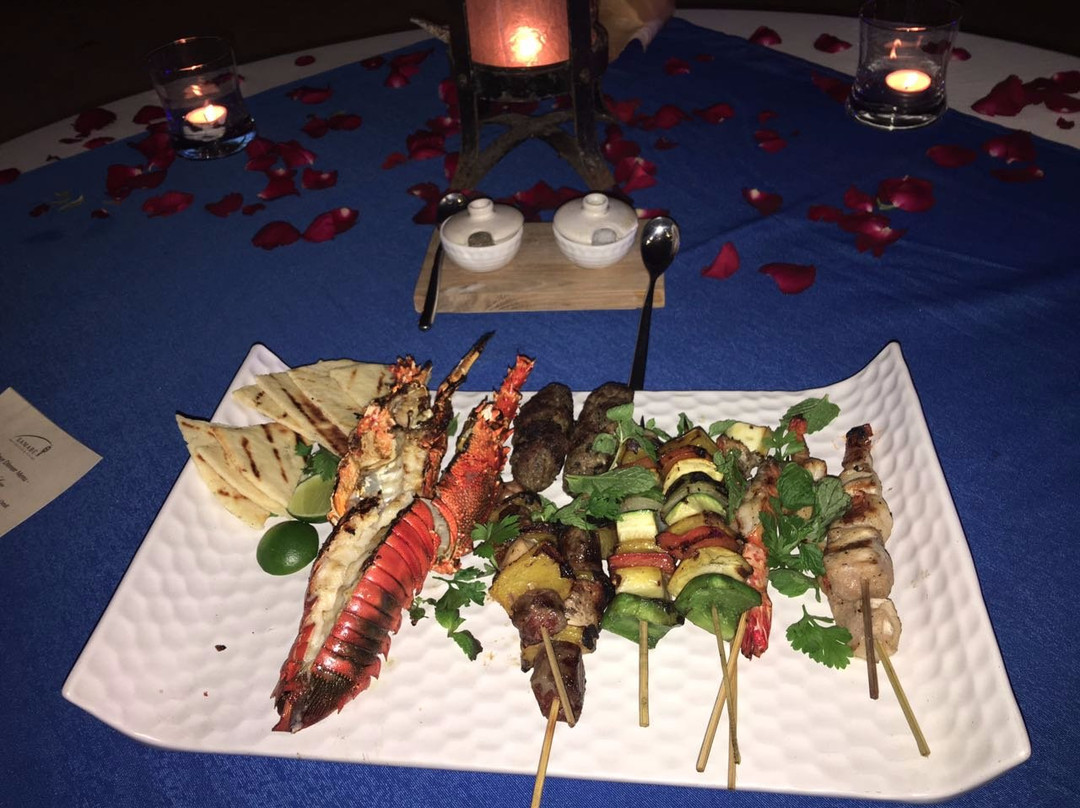 努沙杜瓦餐馆和美食-The Power of Love - Samabe Cave Dining