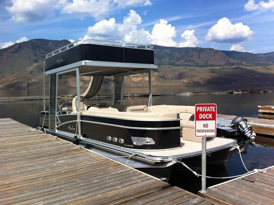 Bruker Marina & Watersports Rentals景点图片