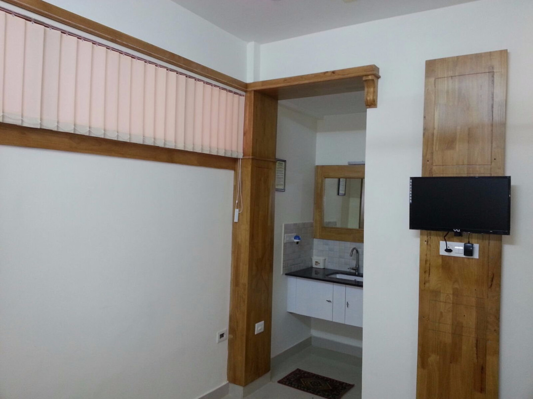 Bharath Restaurant & Lodging主图