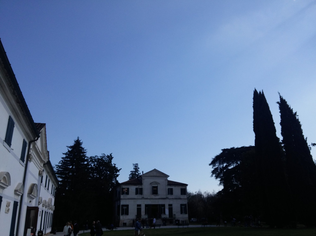 Villa Morosini, Monico, detta "XXV Aprile"-米兰诺必去景点