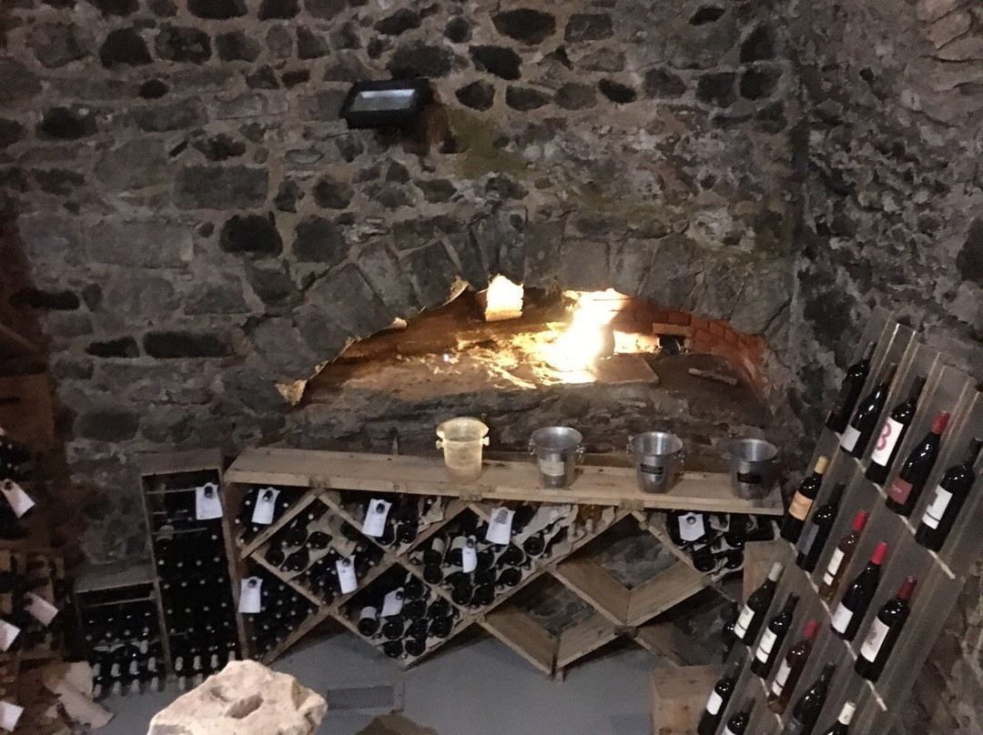 Caves de Grandseigne-克莱蒙费朗必去景点