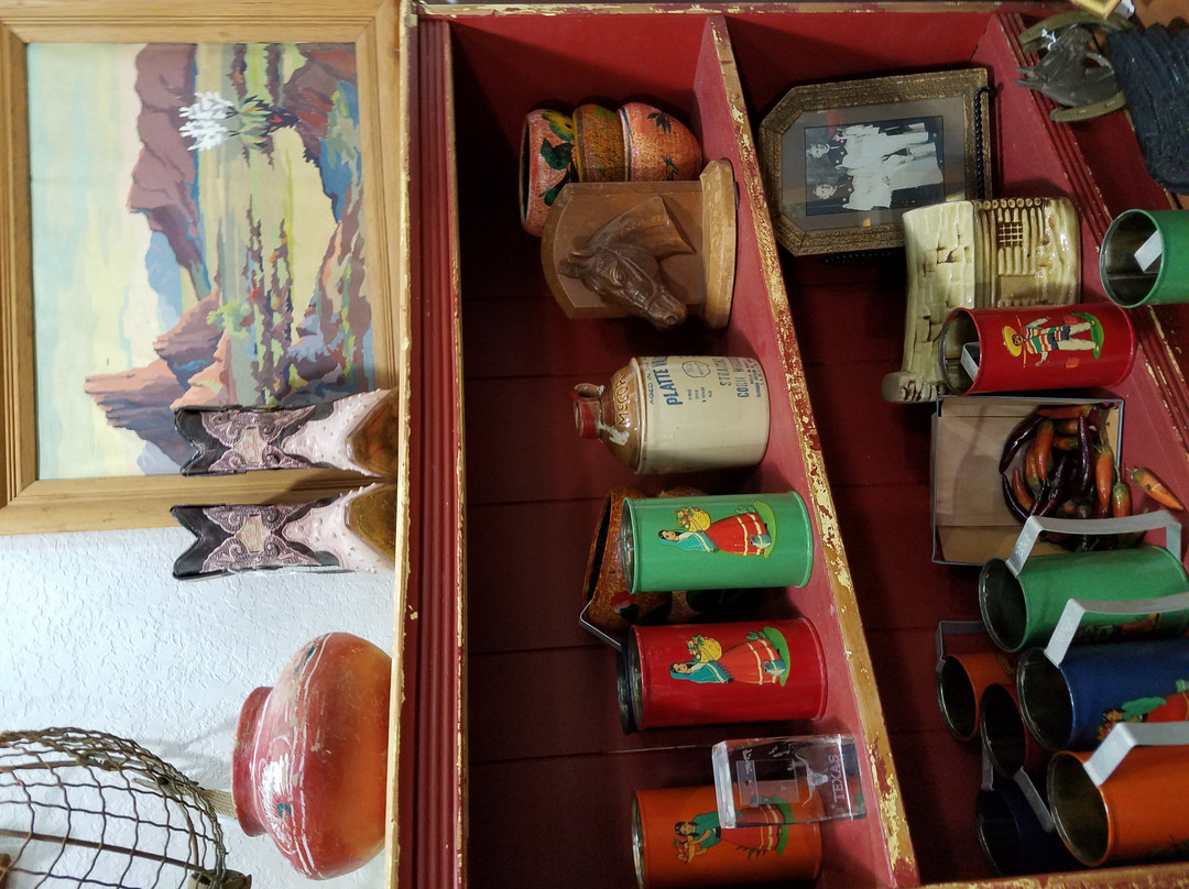 Cooper Street Antique Mall-阿灵顿必去景点