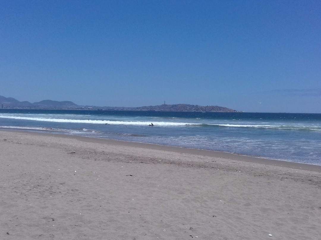 Playa El Faro景点图片