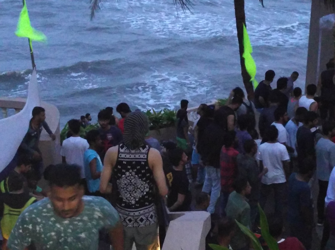 Nyex Beach Club-安朱纳必去景点