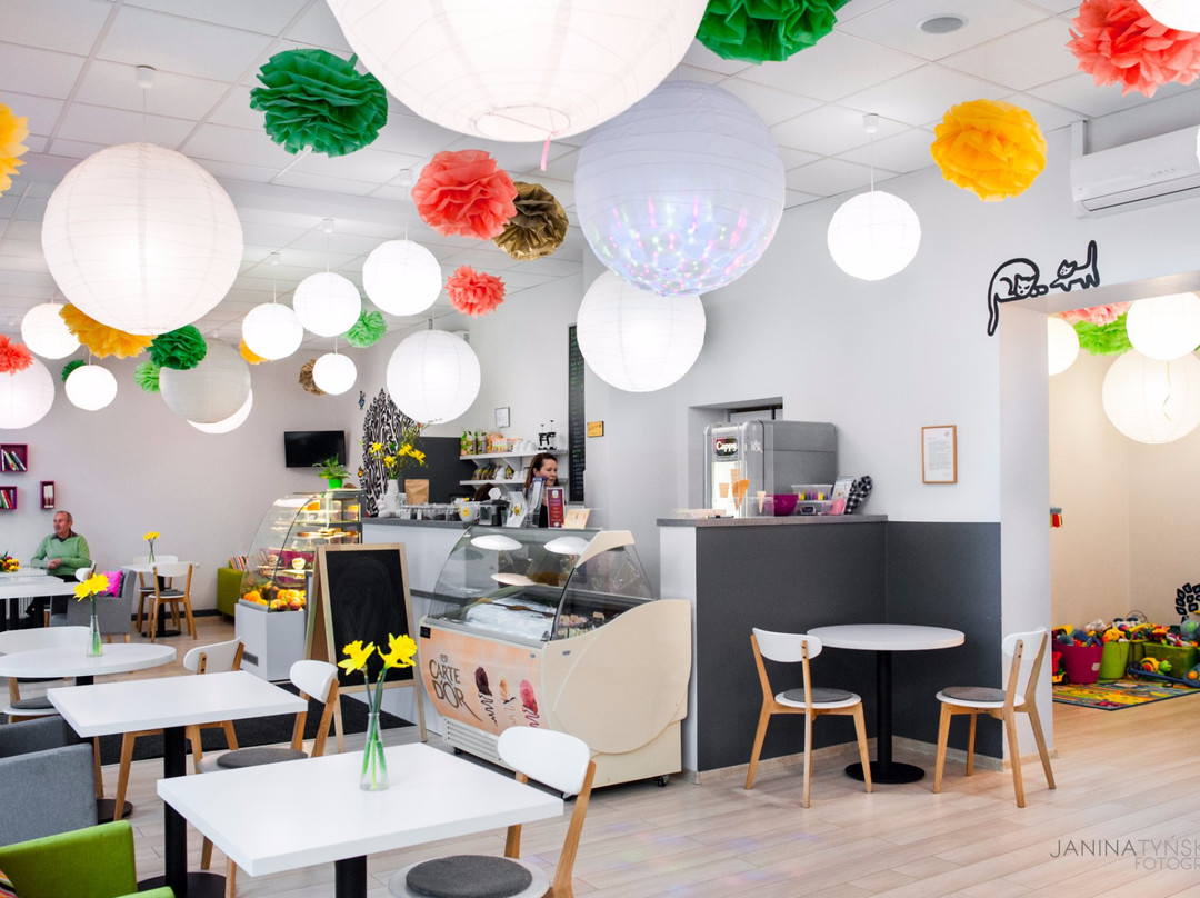 Minka Cafe