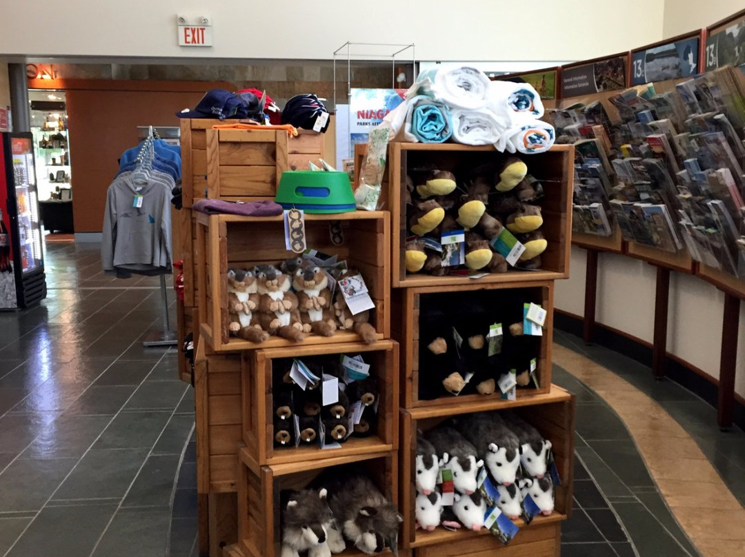 Ontario Travel Information Services Sarnia-Point Edward必去景点